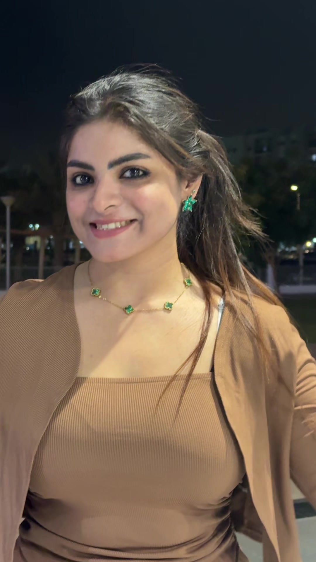 @chayaschu