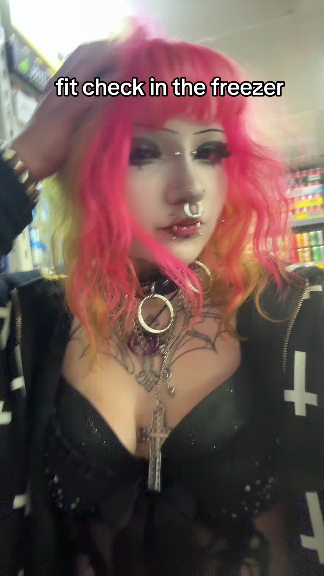 @Alice🦄