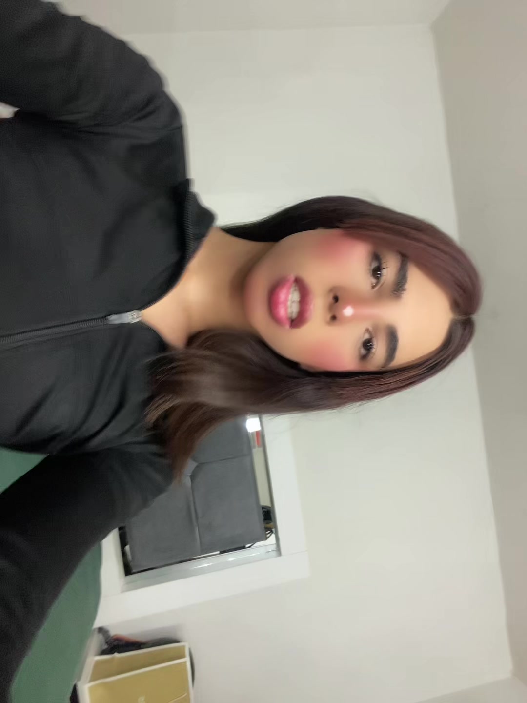 @Ari