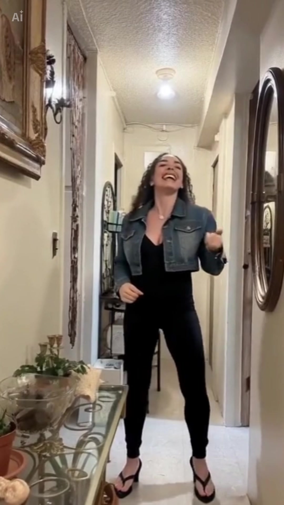 @Claudia Román
