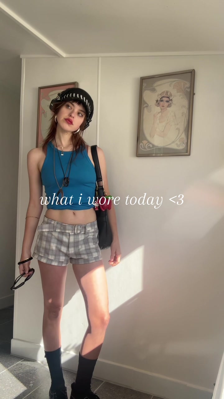 @bella