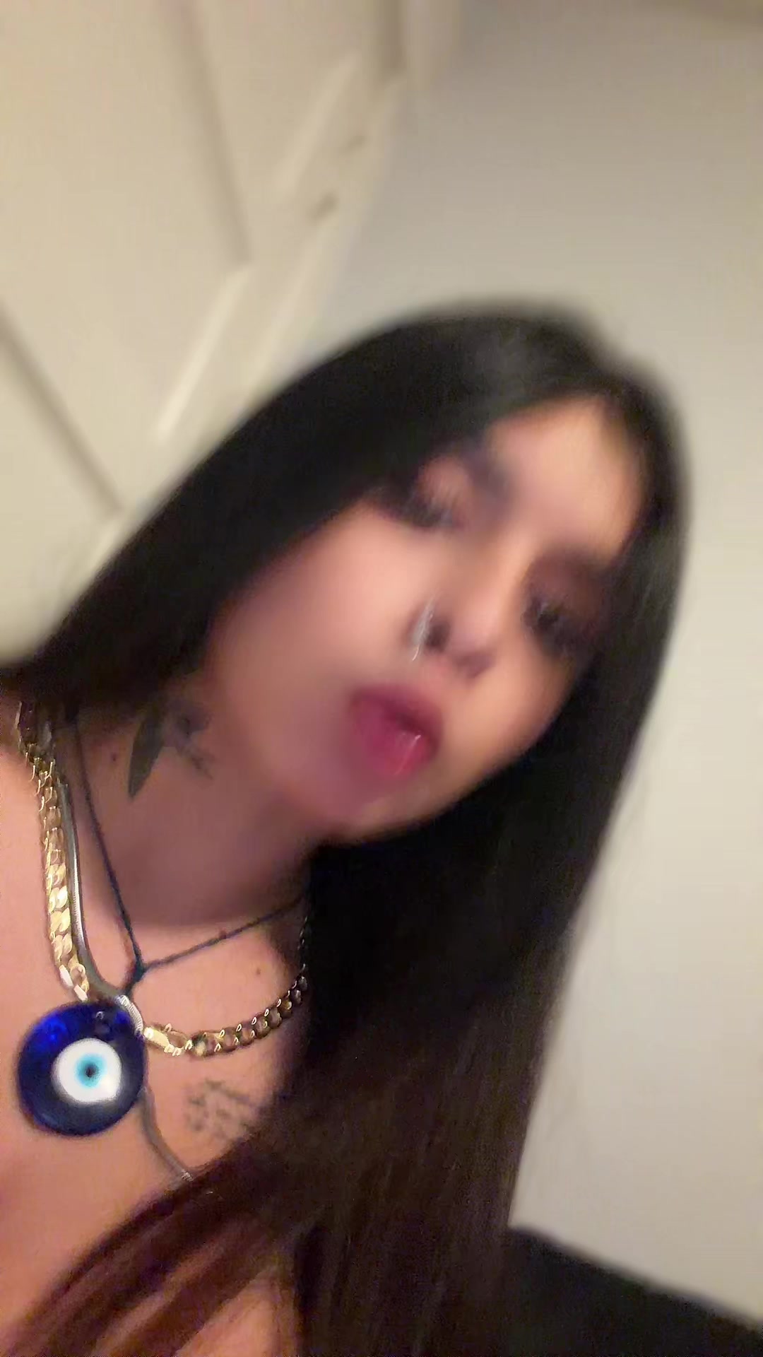 @Renata🧿