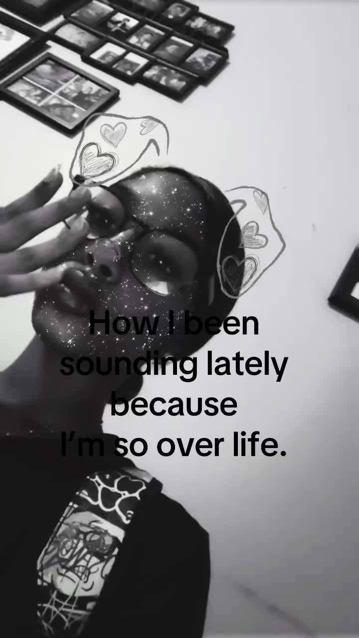 @⃟