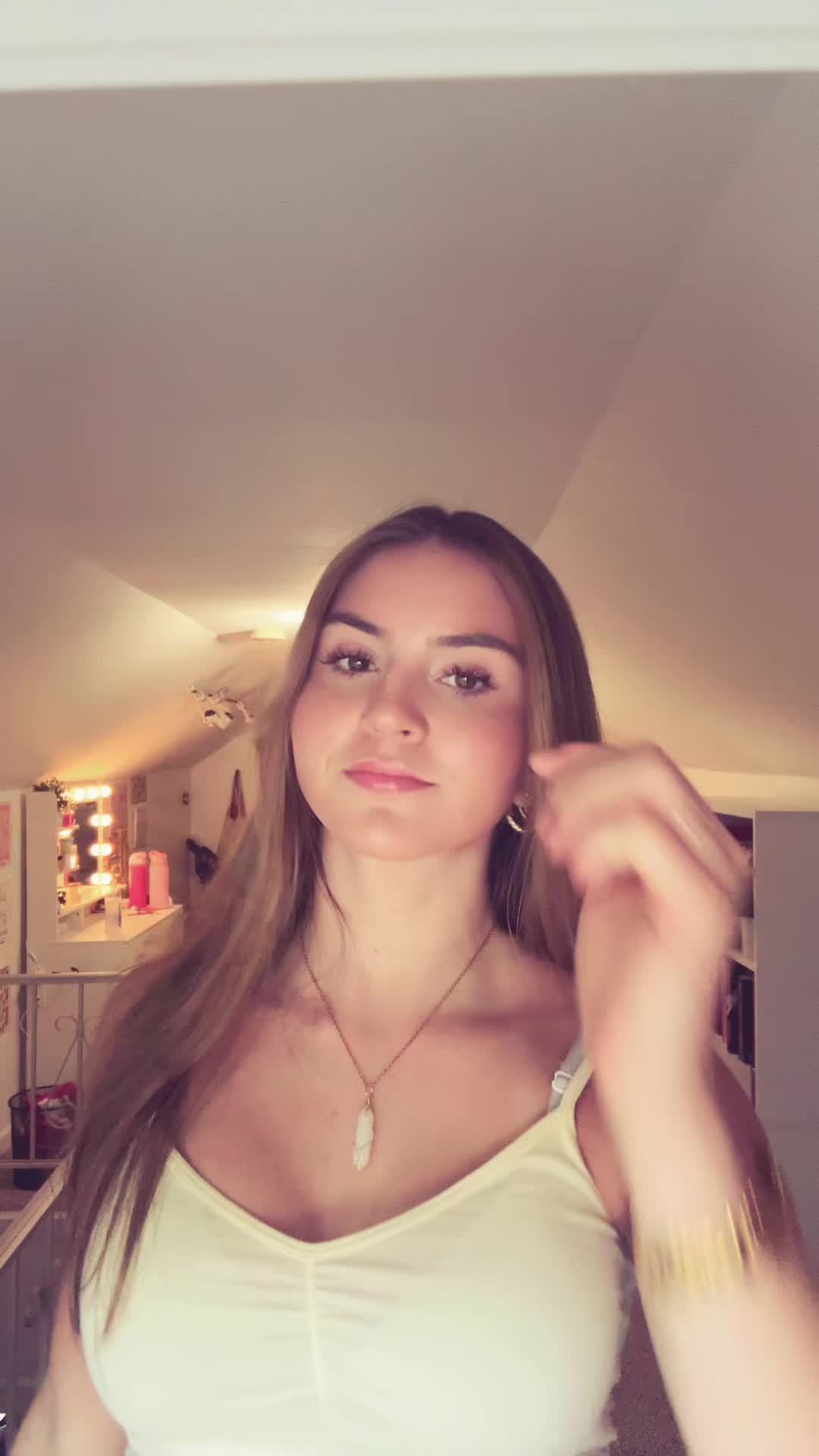 @ella