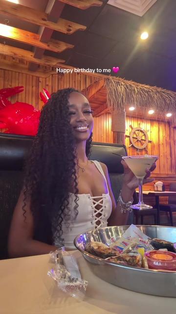 @THASKINNYGWORL