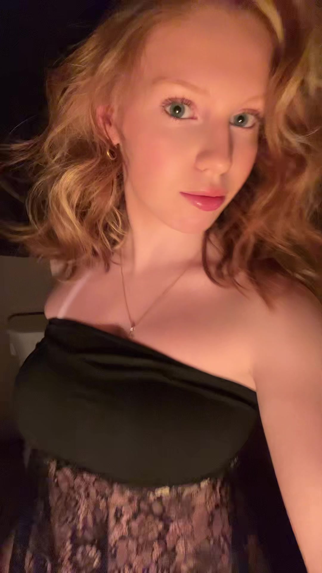 @krystalroseeeee