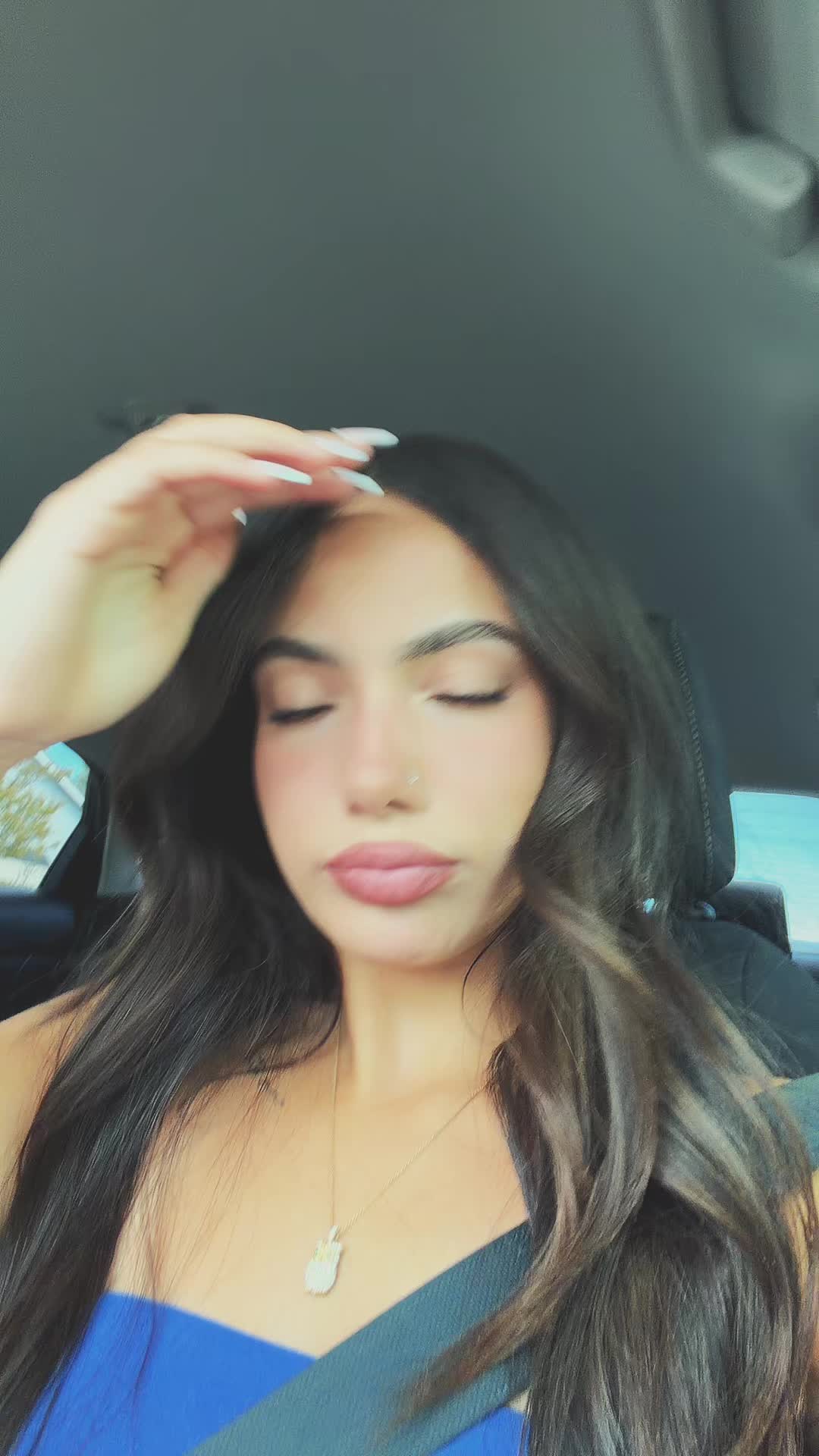 @YelloHelo