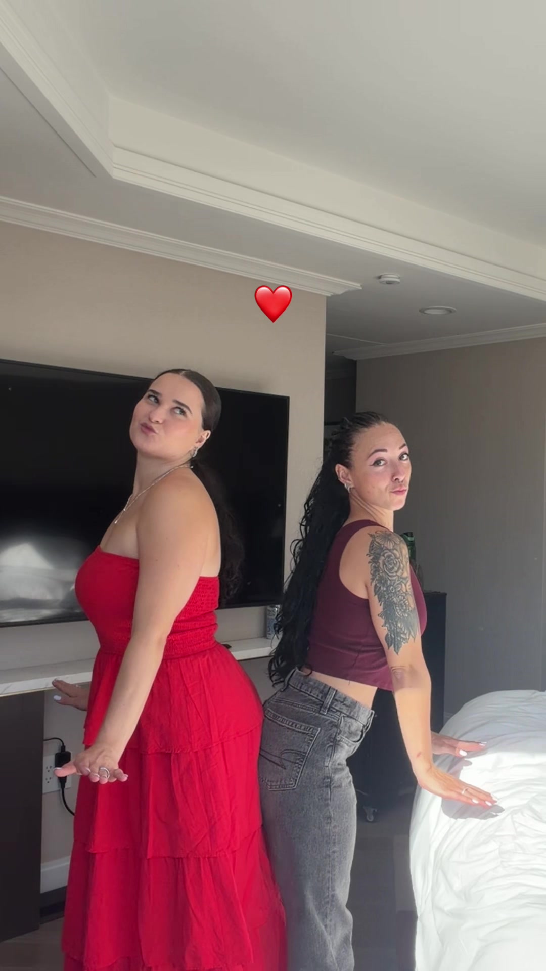 @Sabrina & Jazmín | WLW Couple