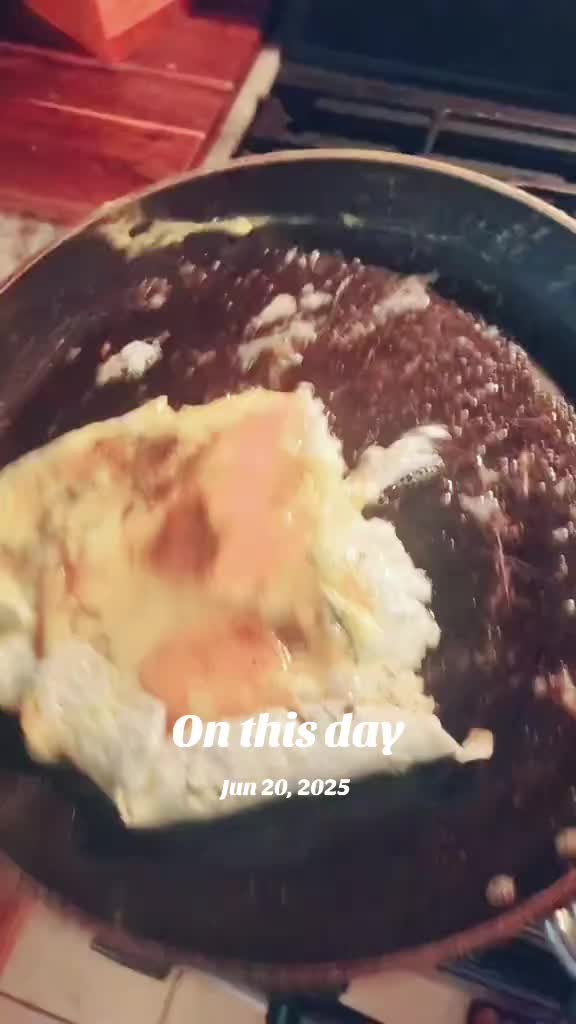 @political_egg_flipper