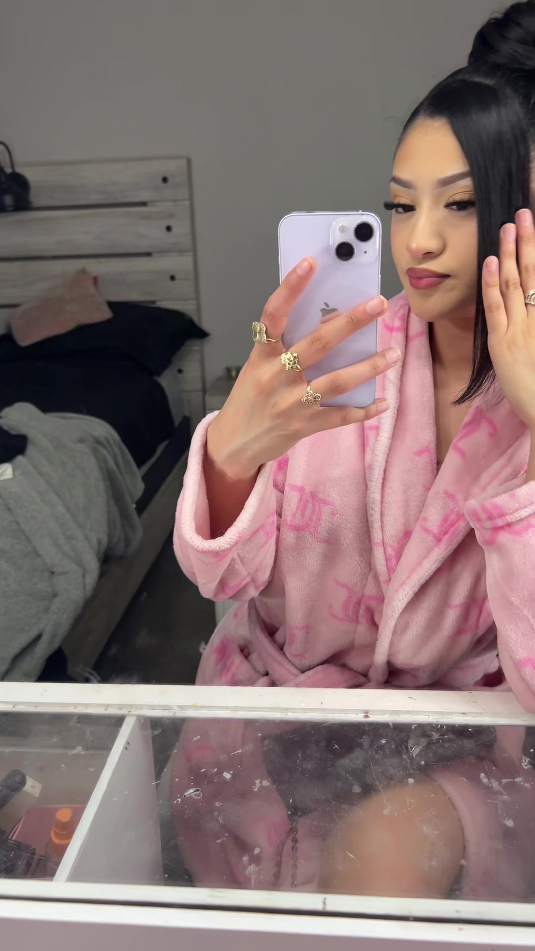 @Aislinn_rg
