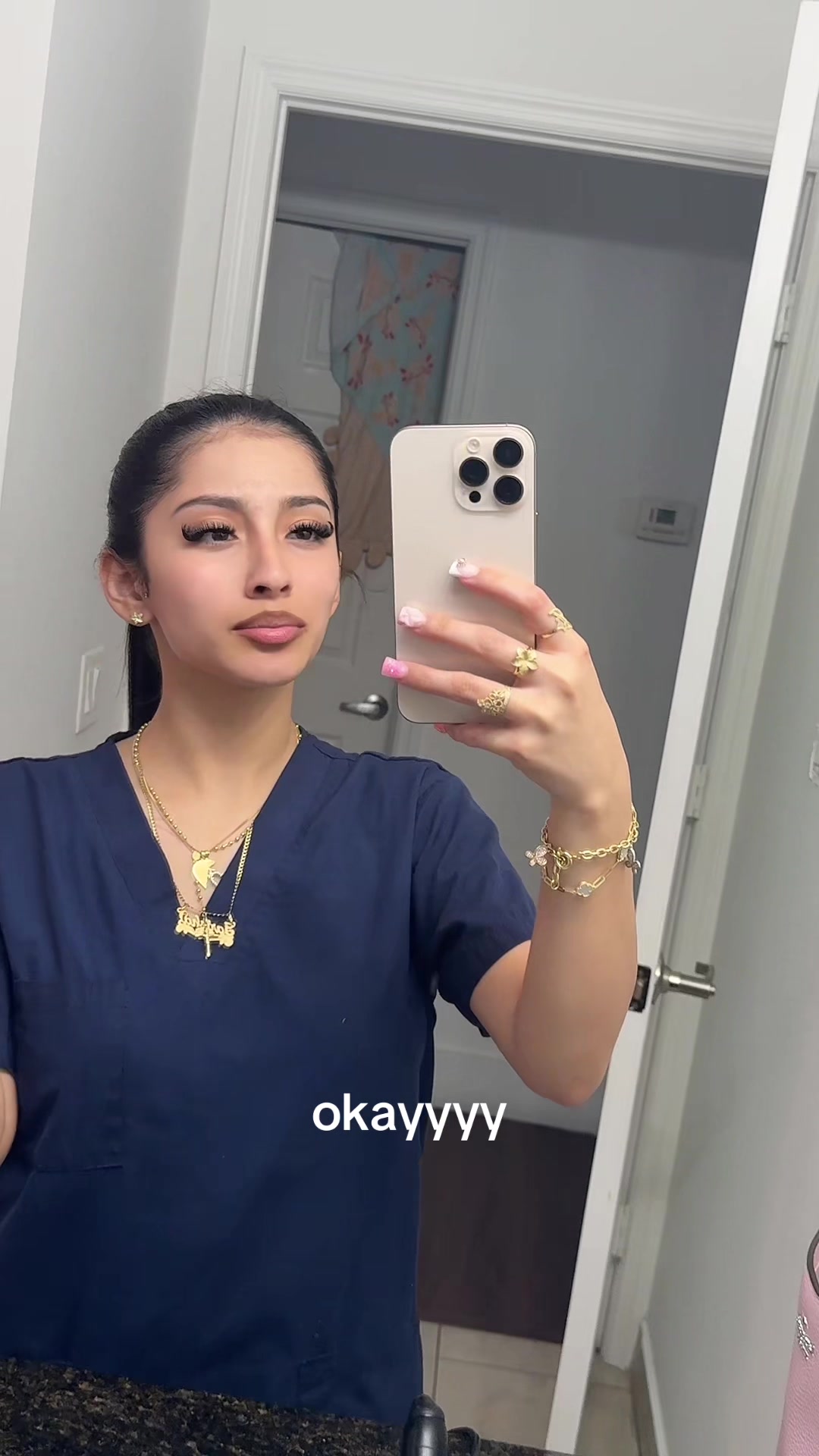 @️