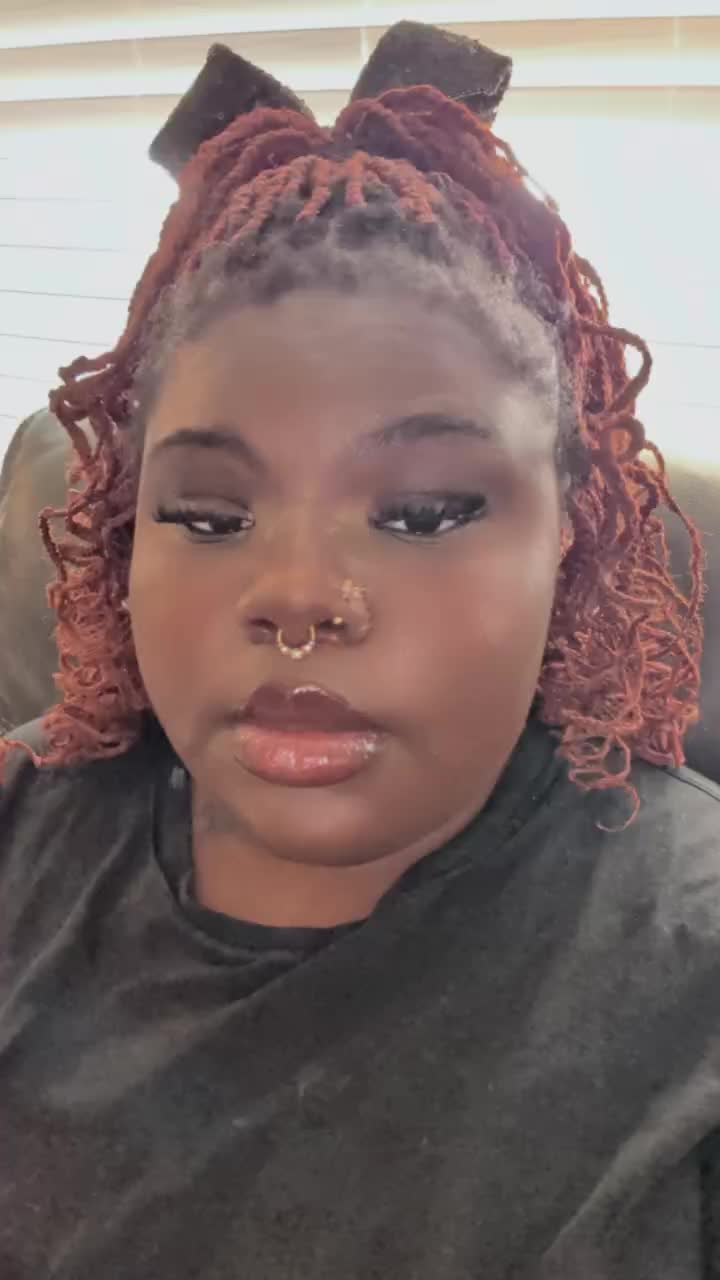@theoneandonlyliz17