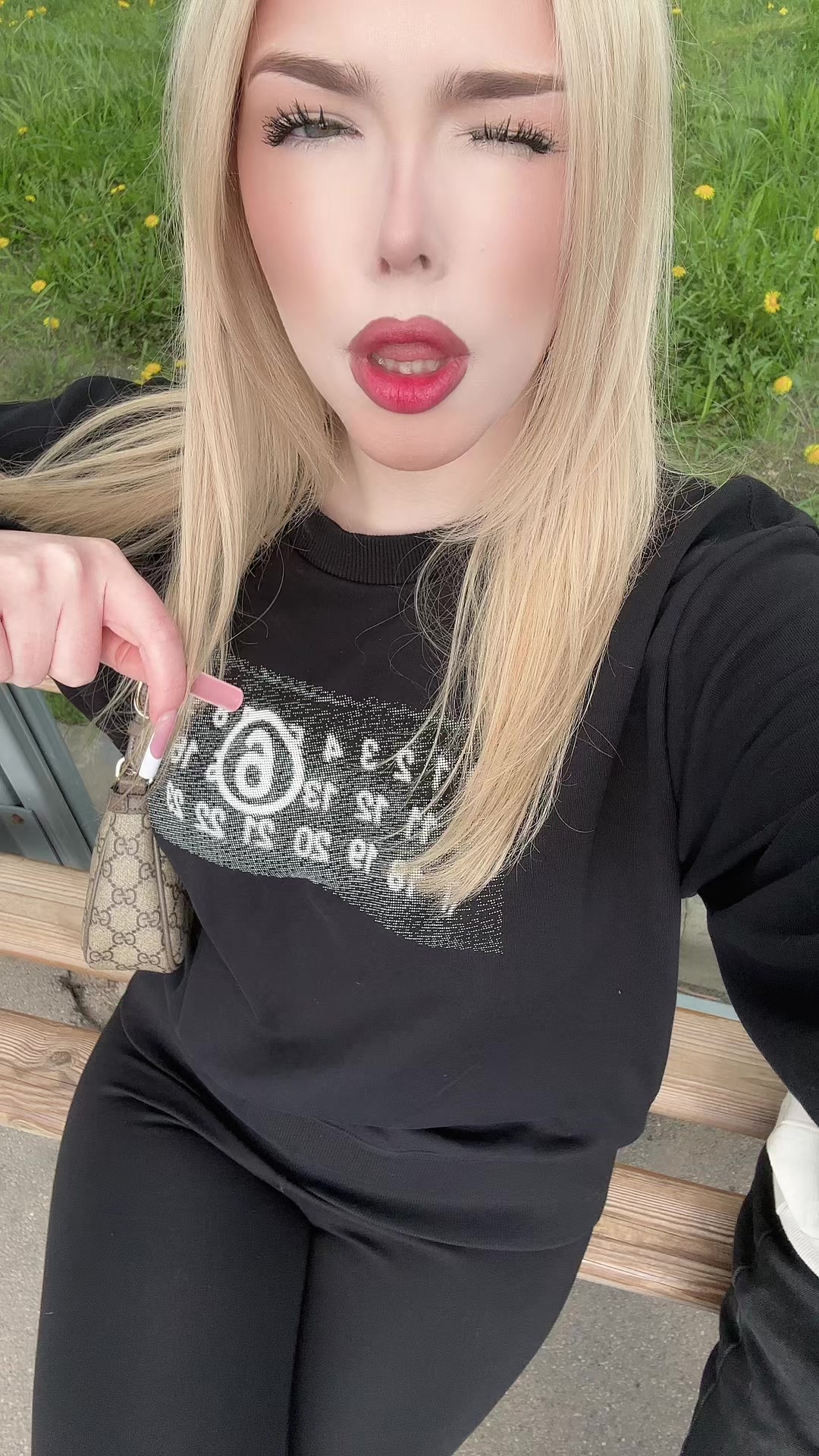 @мяяя