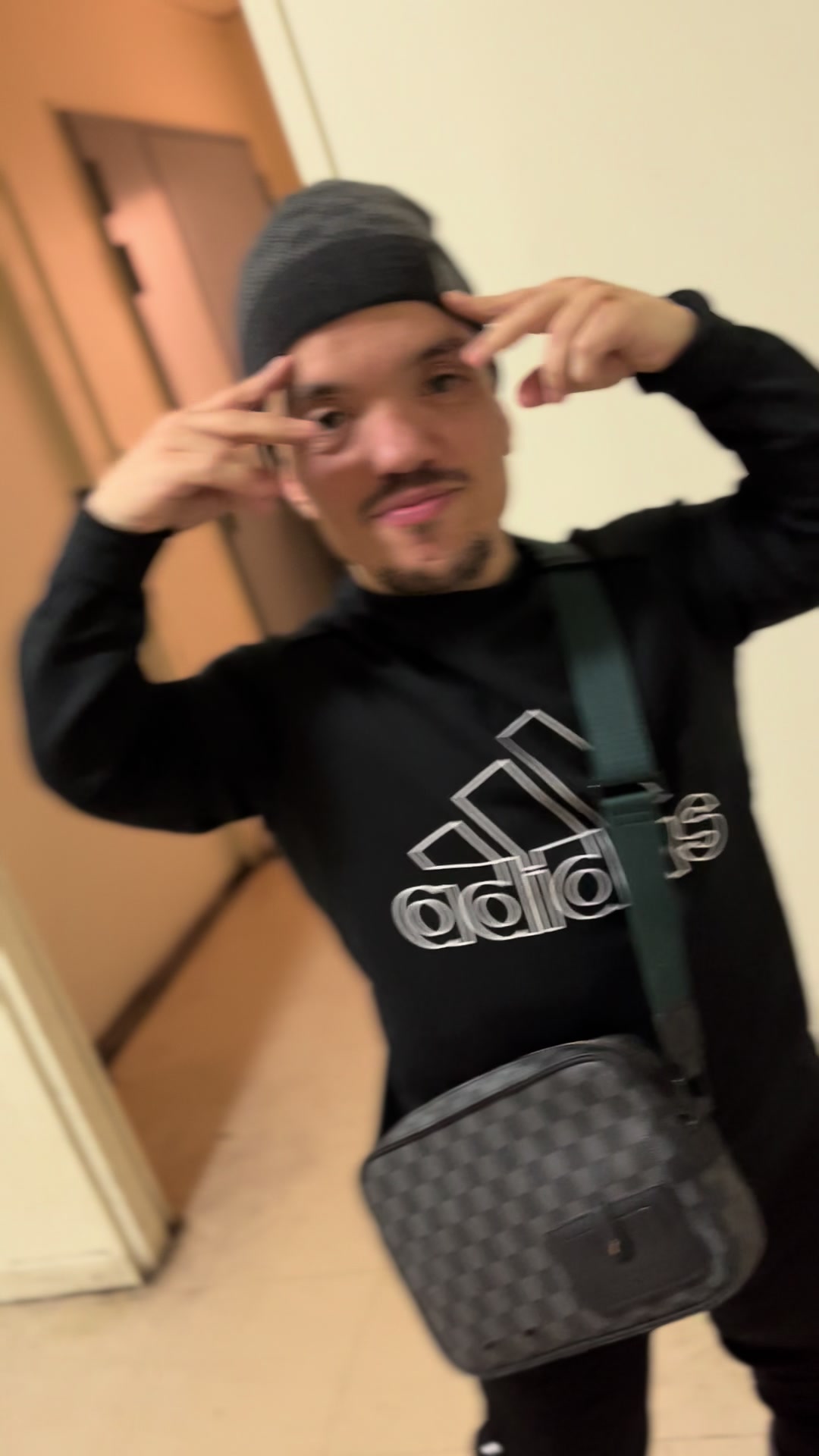 @Mini 🥊