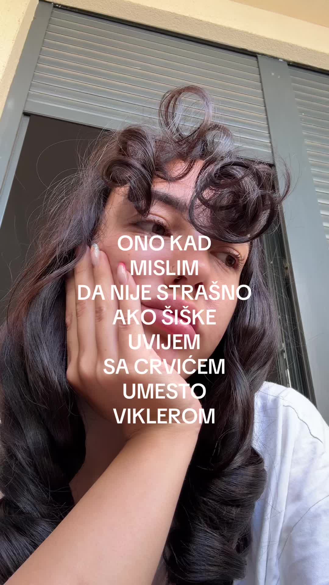 @miajoske