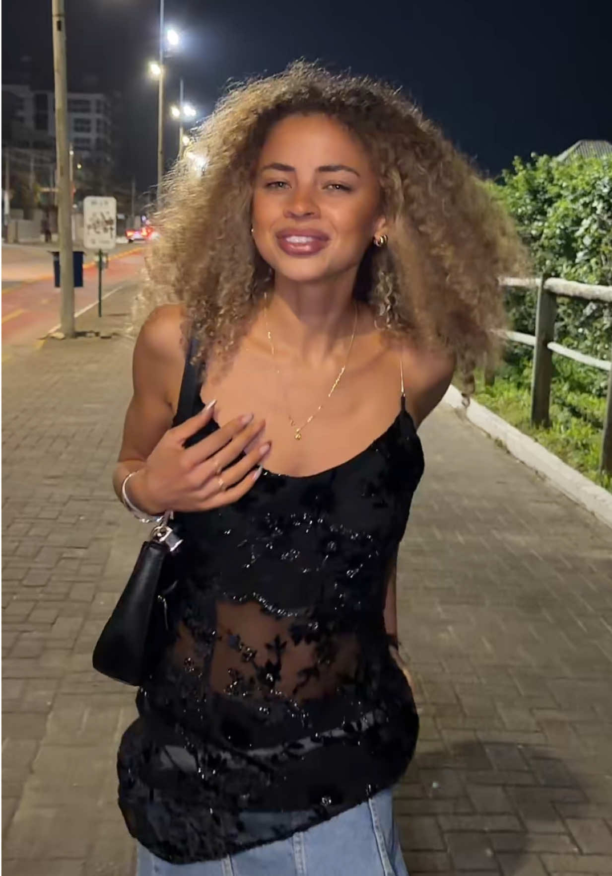 @Lu&iacute;sa Stella
