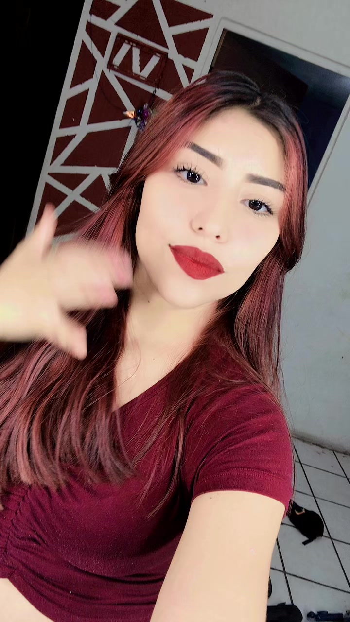 @Alesita💜🌸
