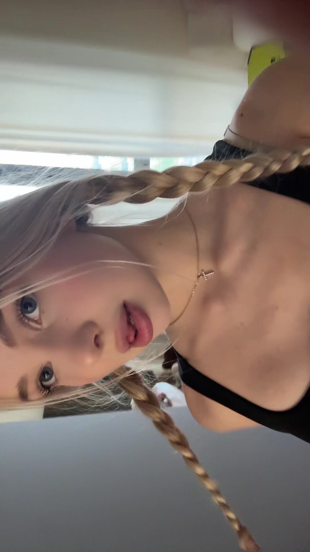 @mari😼