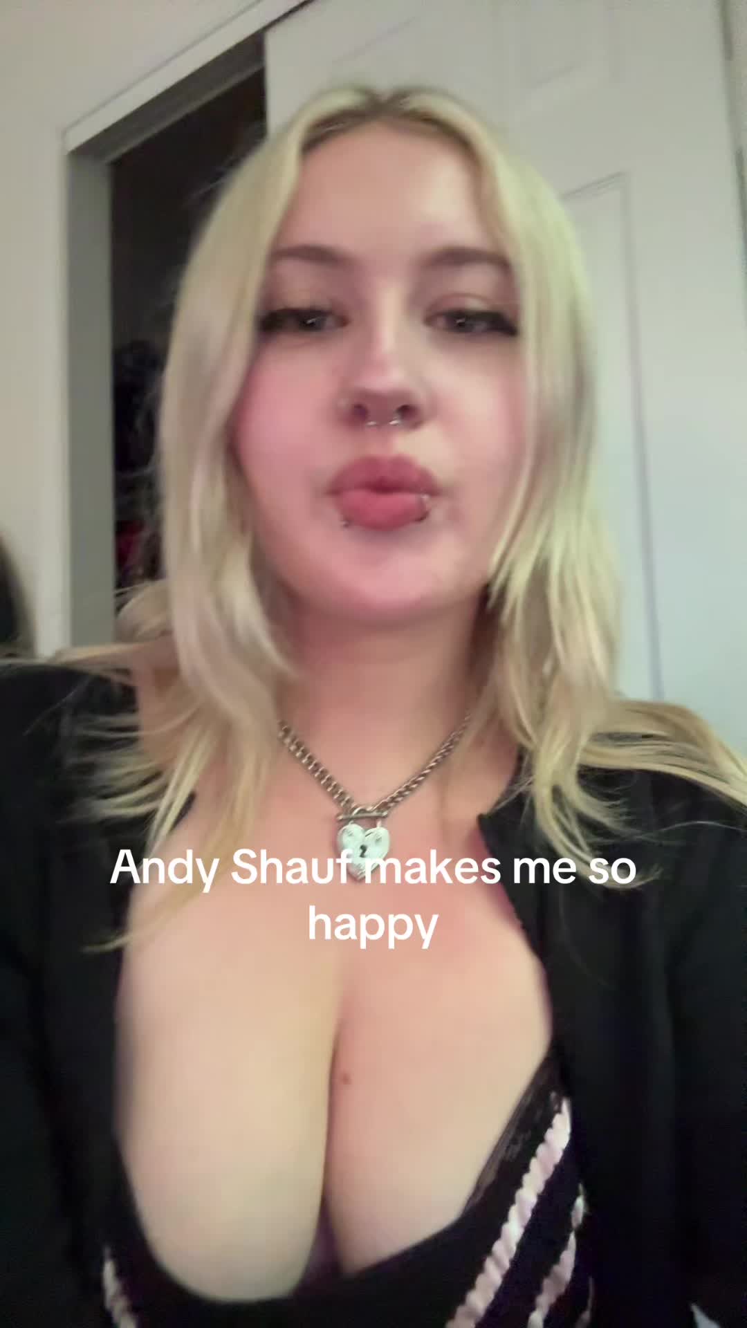 @agirlnamedmara