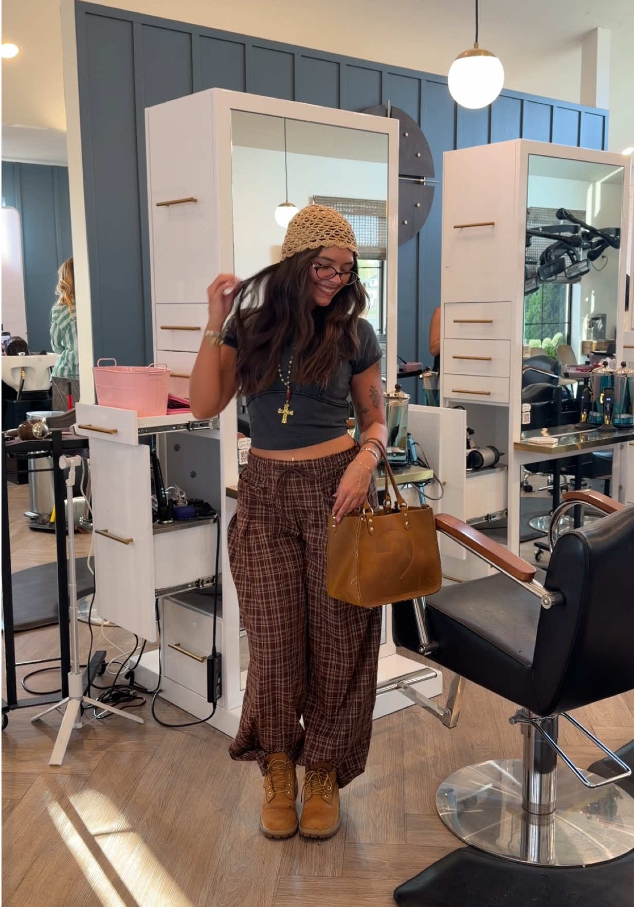 @Ry ★ | IN Hairstylist