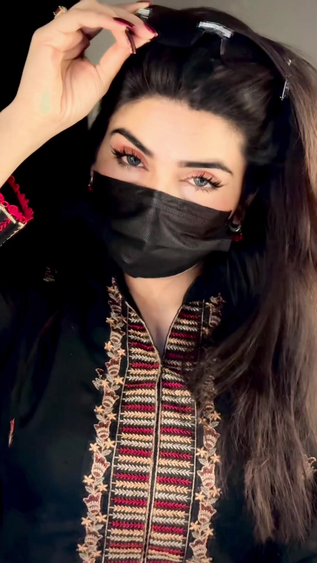 @𝐁𝐞𝐧𝐢𝐬𝐡 𝐑𝐚𝐣𝐩𝐮𝐭🌹