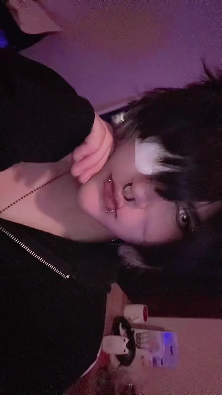 @💫