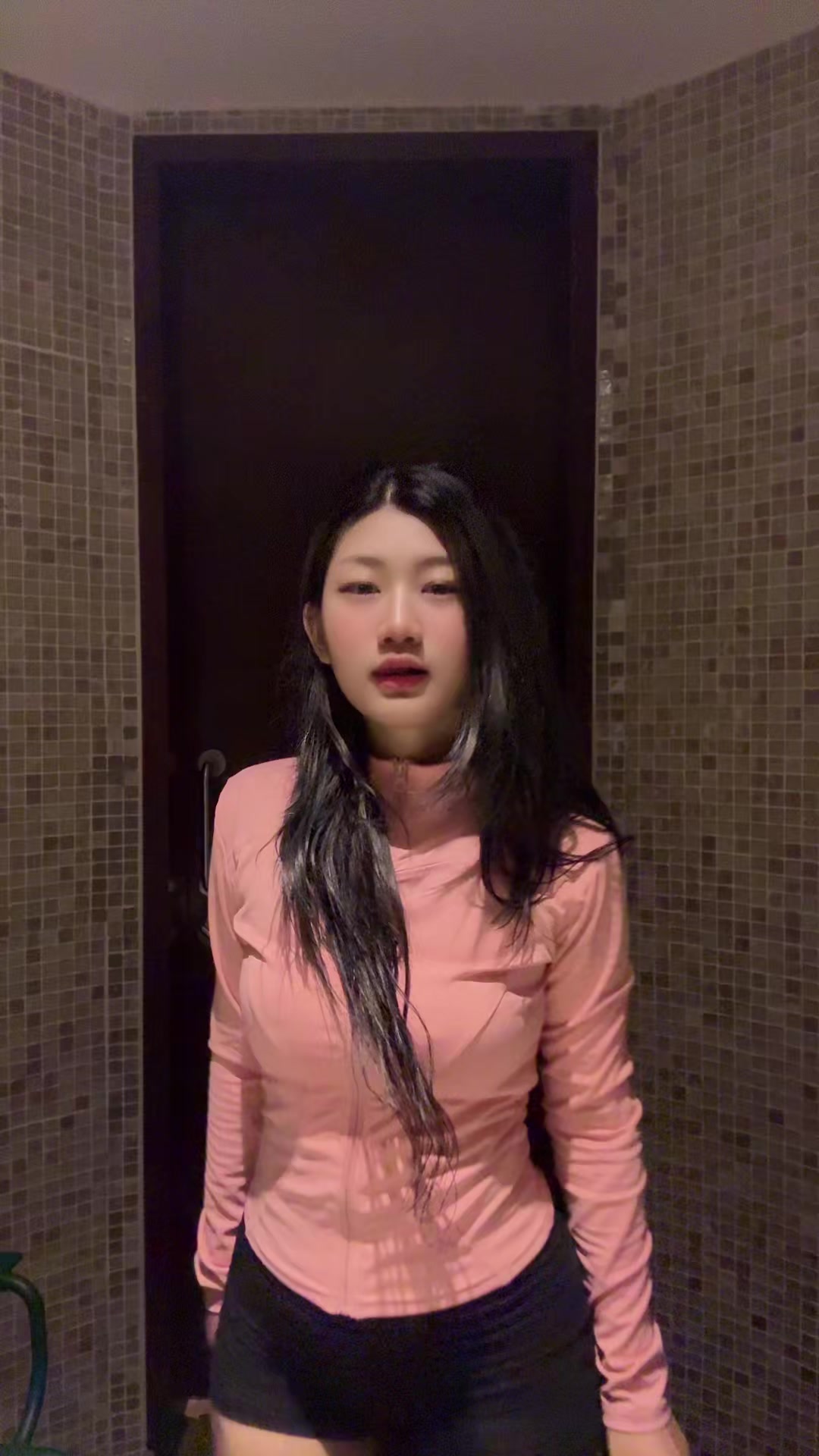 @Hnin Pyae