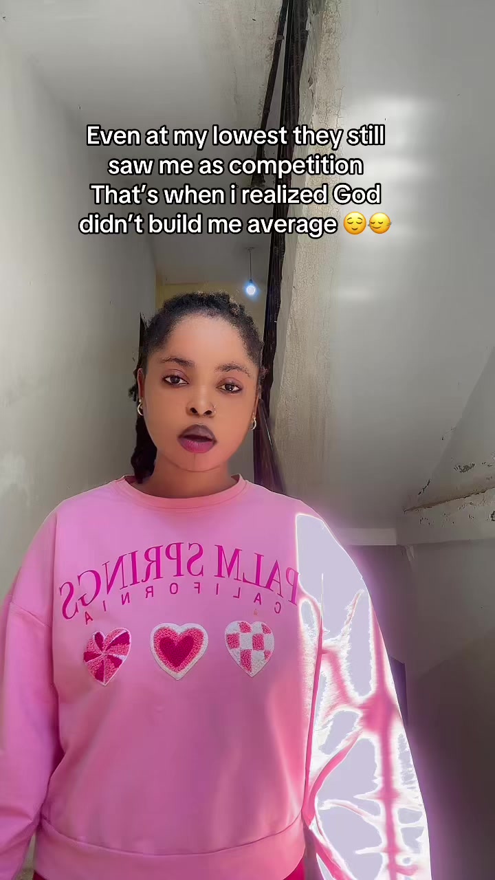 @𝕂𝕎𝔼𝔼ℕ𝔹𝔼𝕃𝕃𝔸🧸