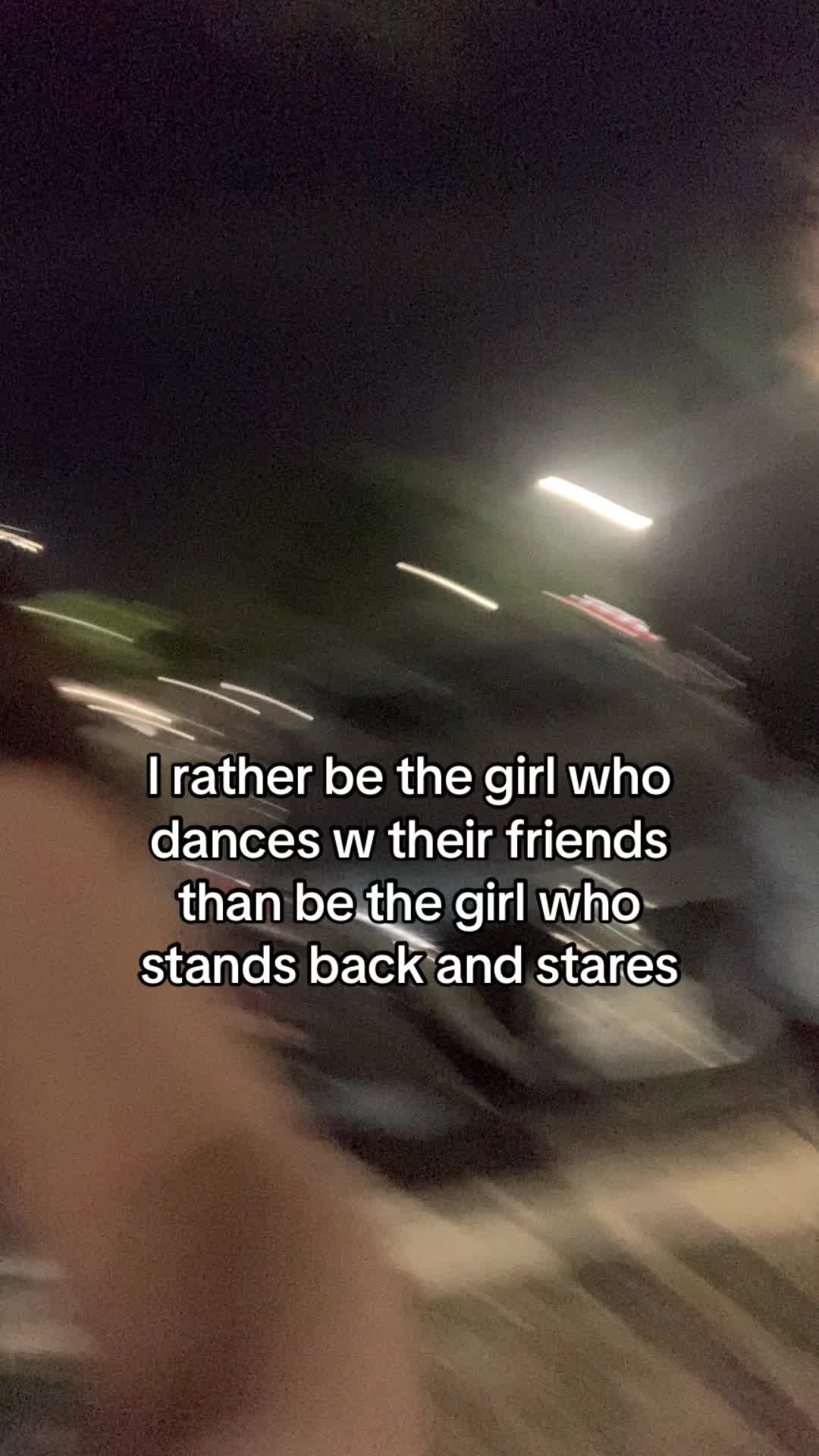@Lizaꨄ︎
