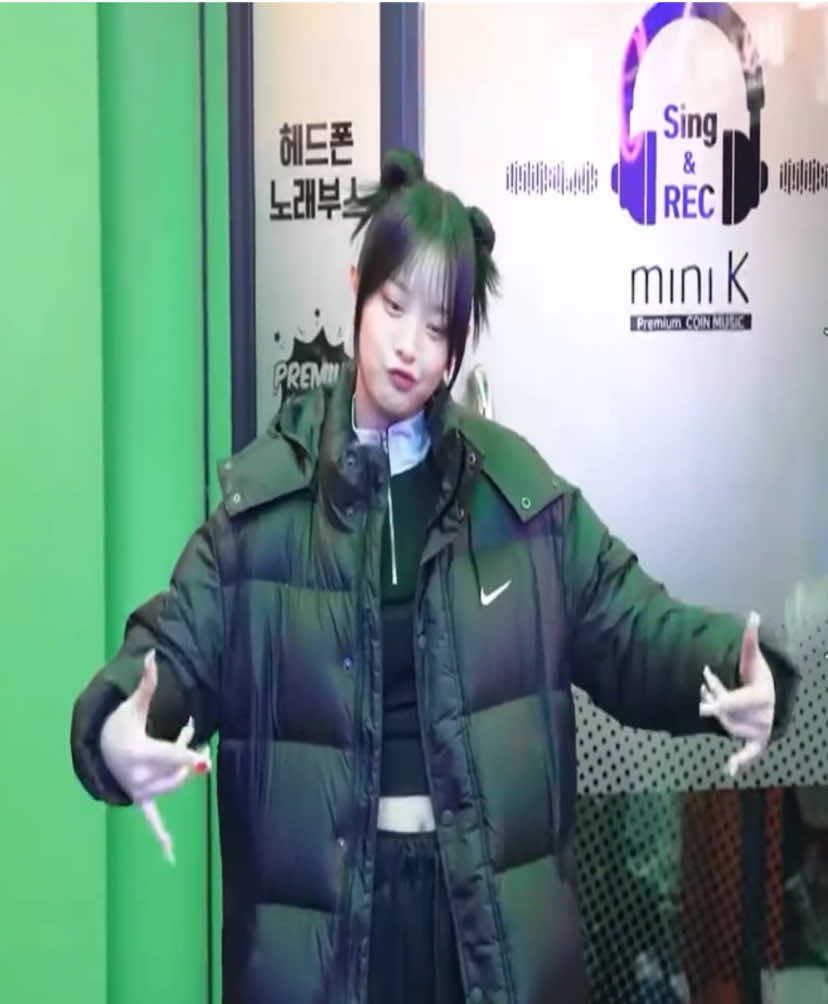 @꩜