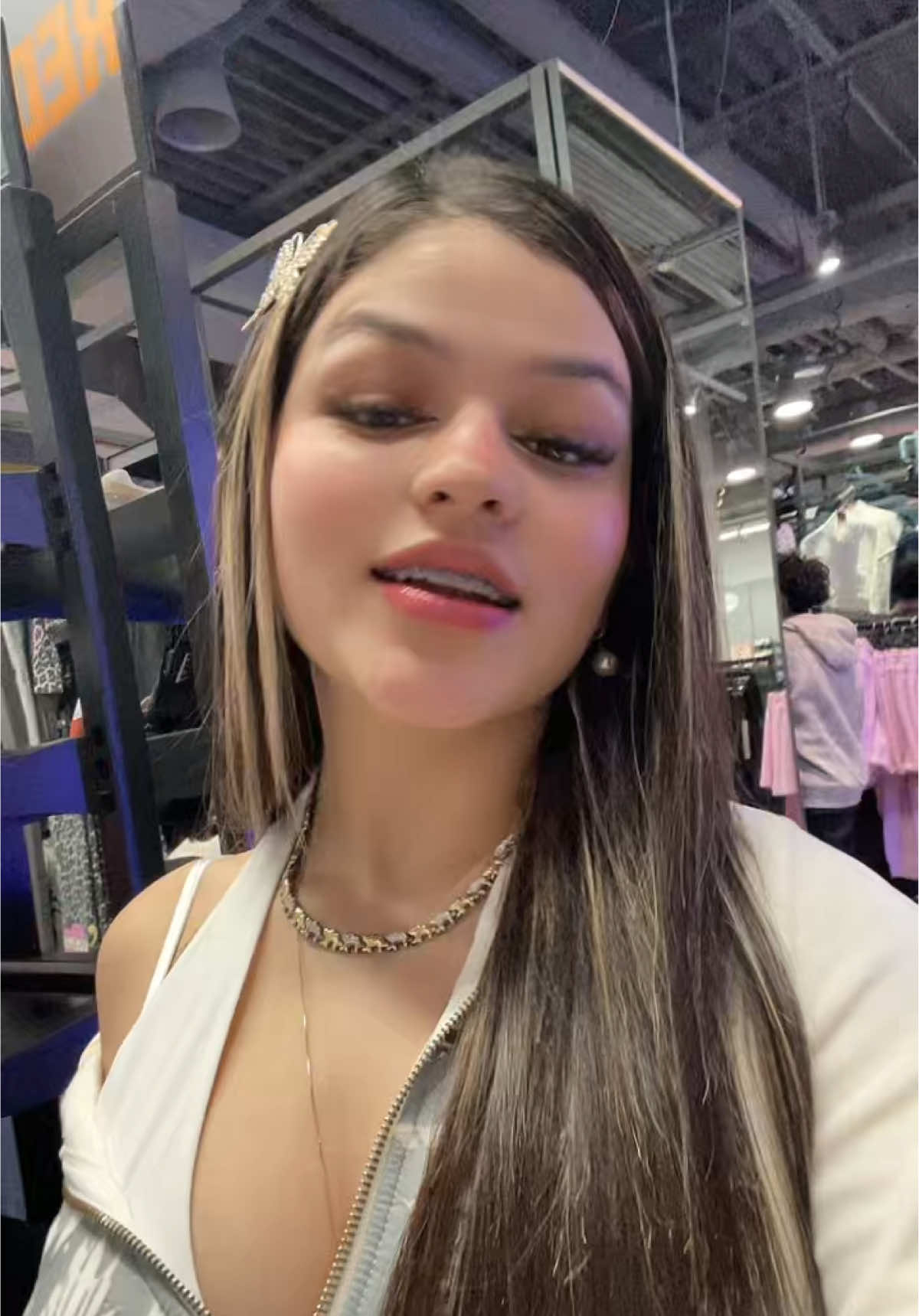 @Sara😼