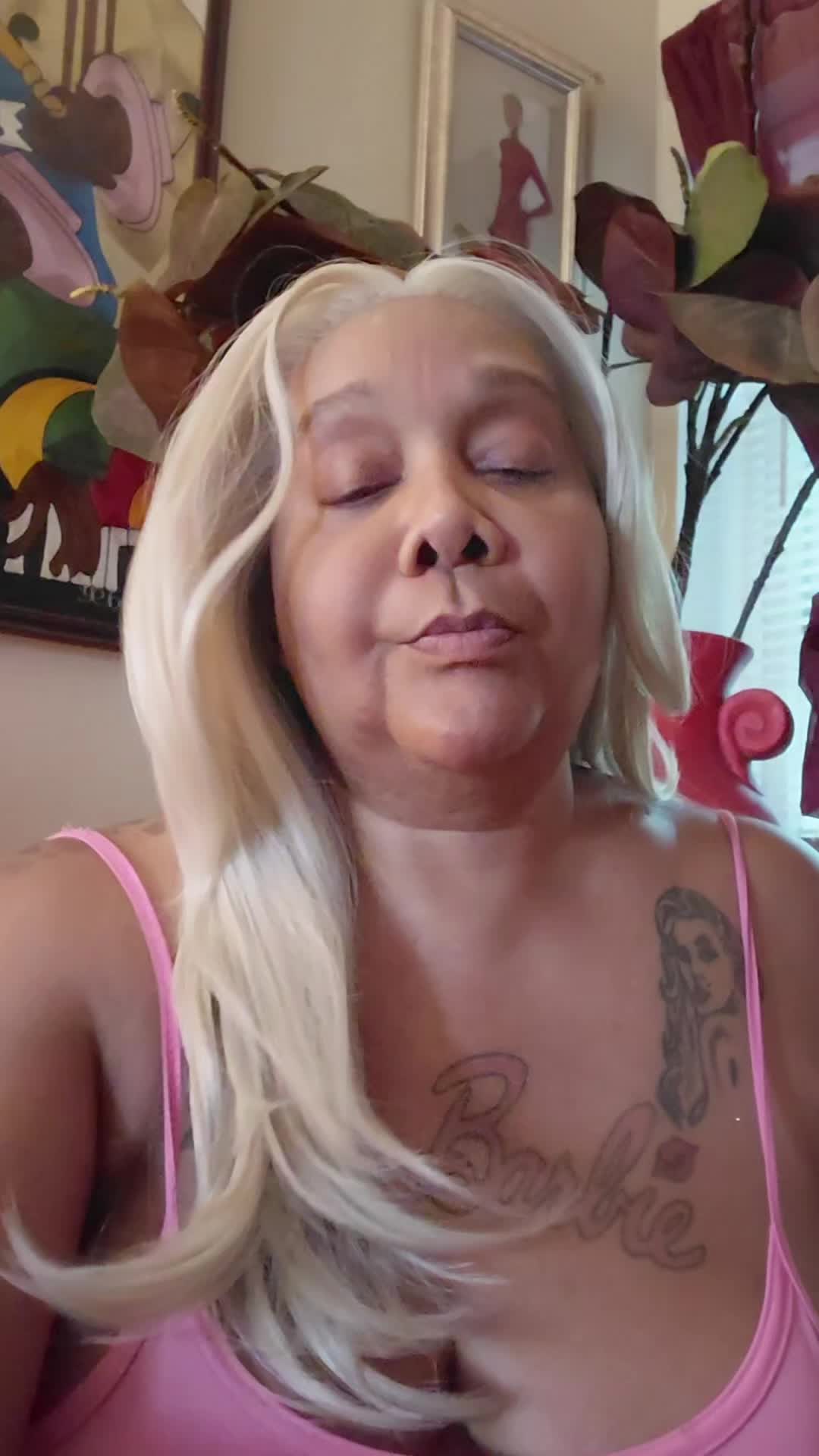 @FOXXY GIRL