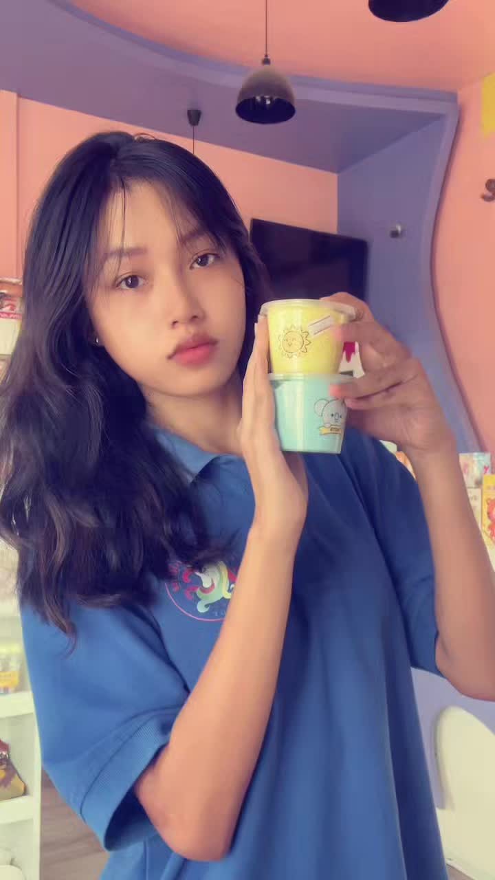 @Unicorn Slime 🇲🇲
