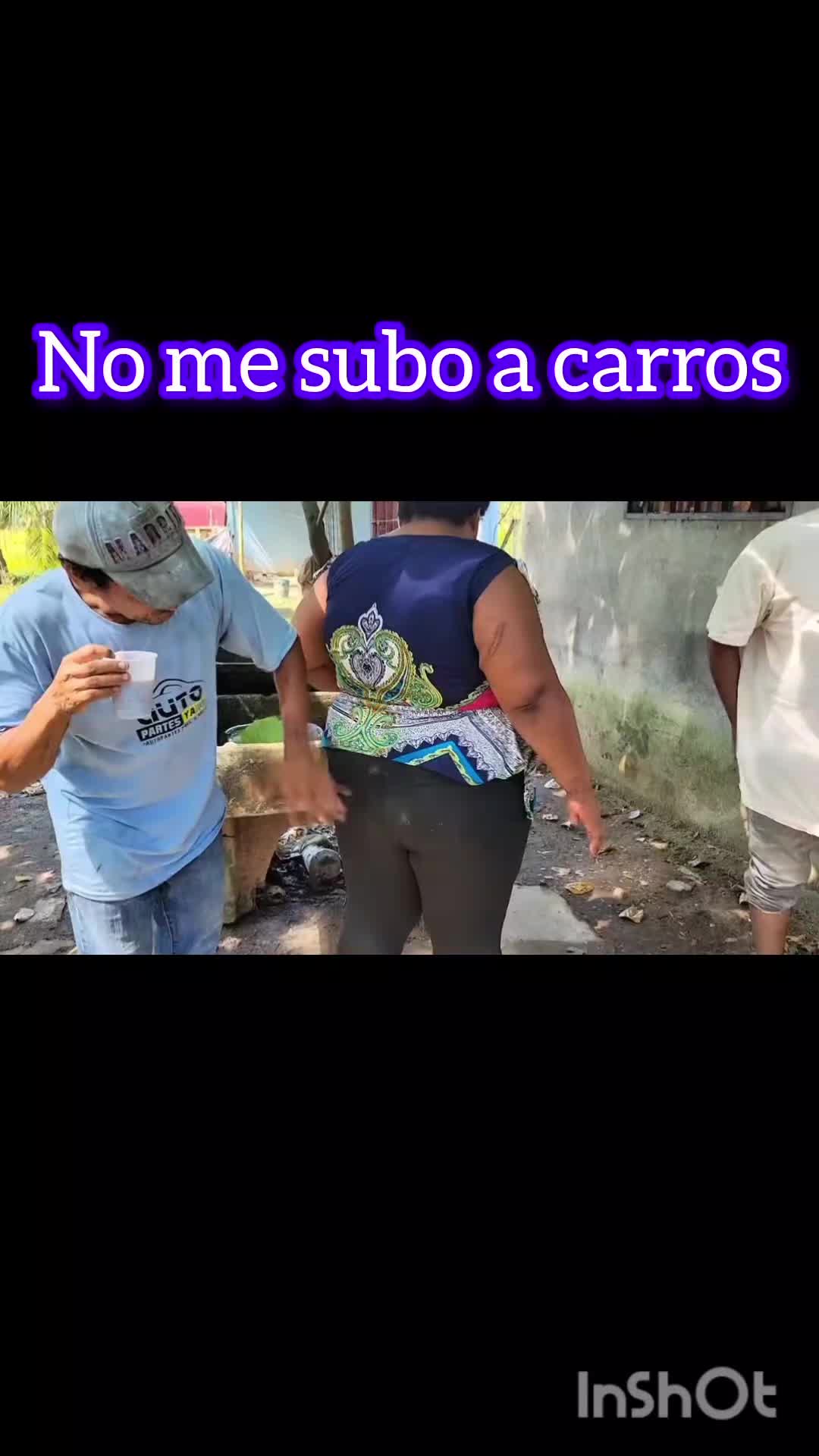 @Locos Catrachos