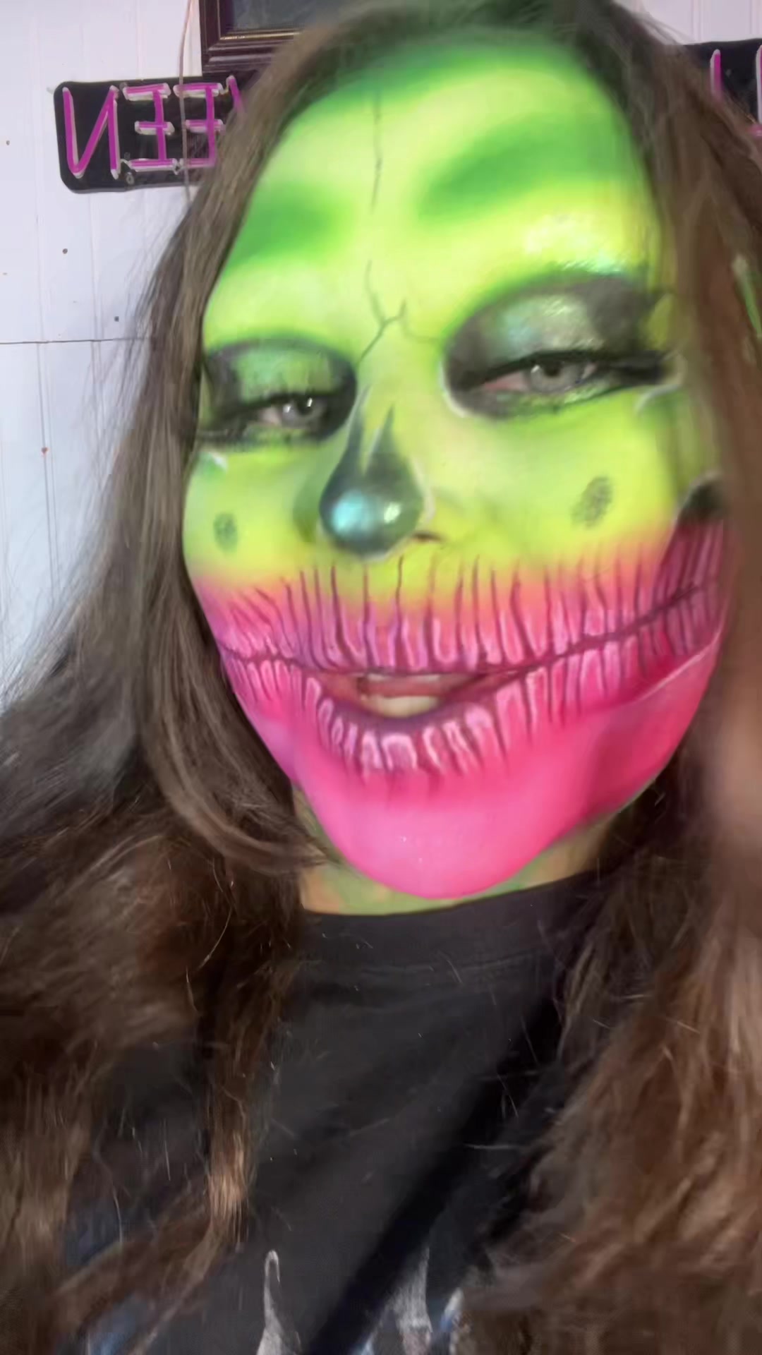 @Ellehalloween