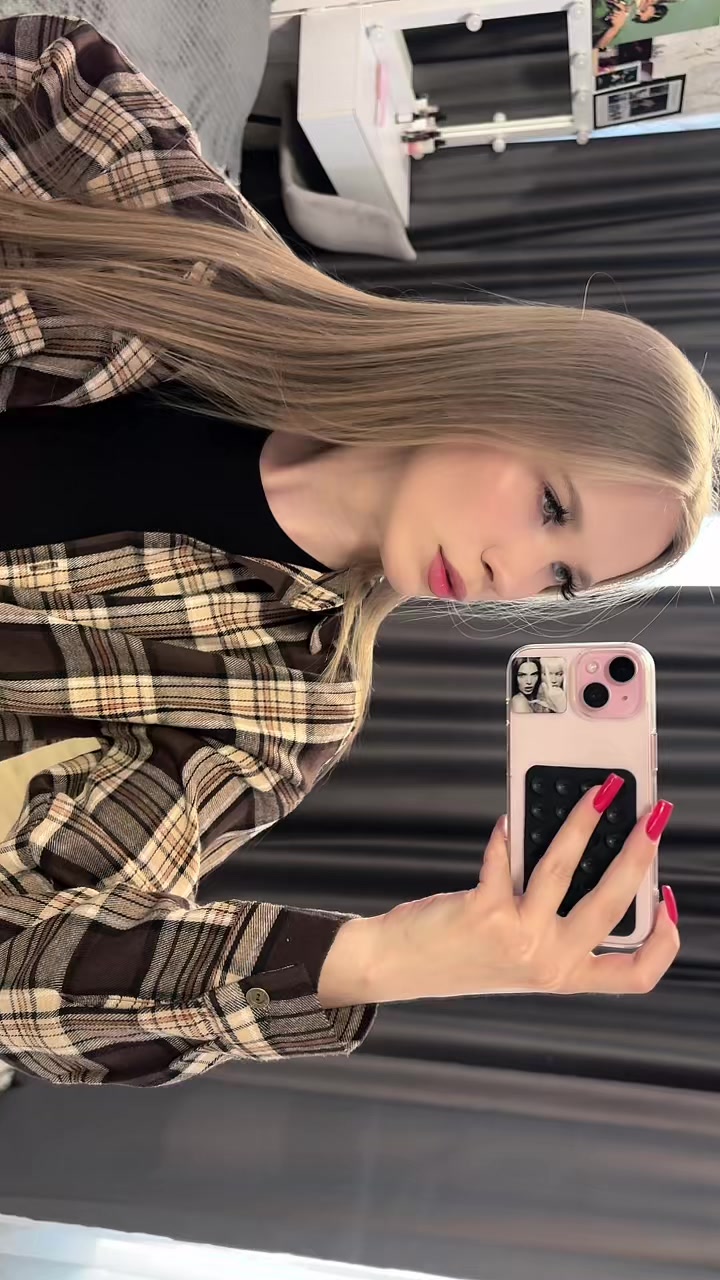 @дианка