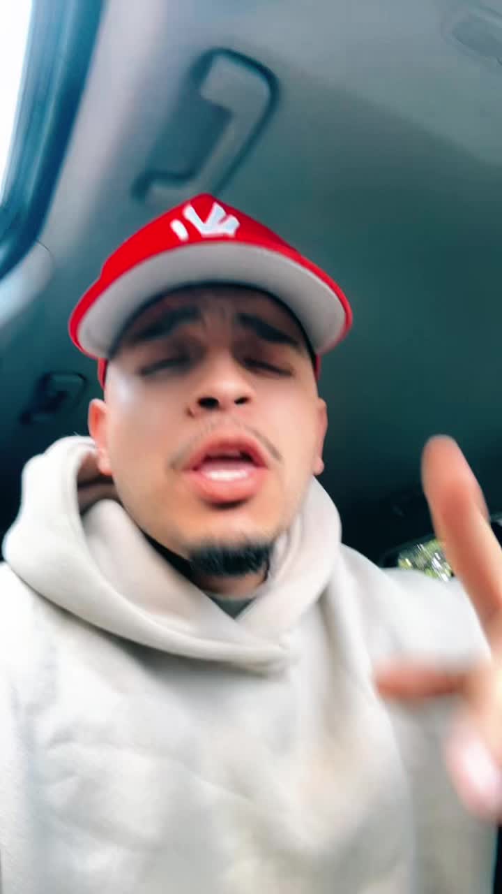 @Iván 👁