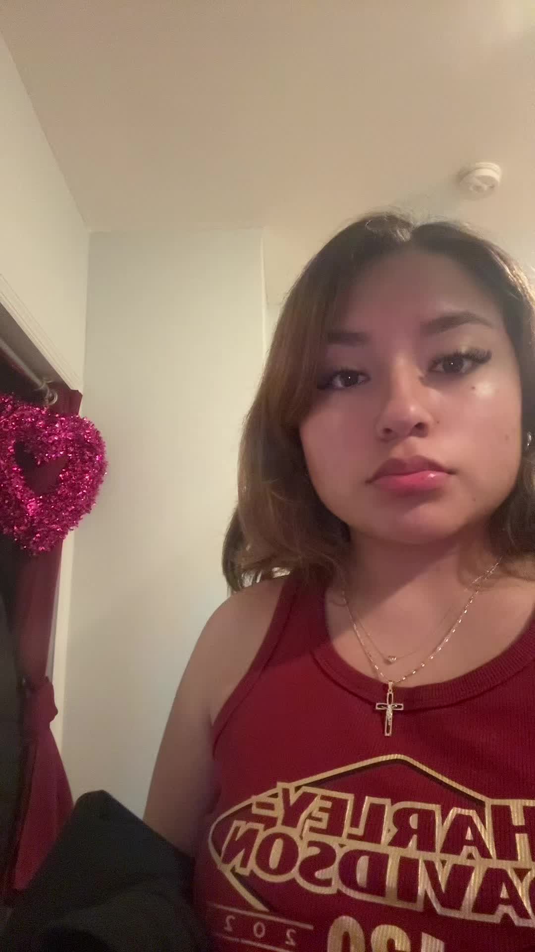 @🦦
