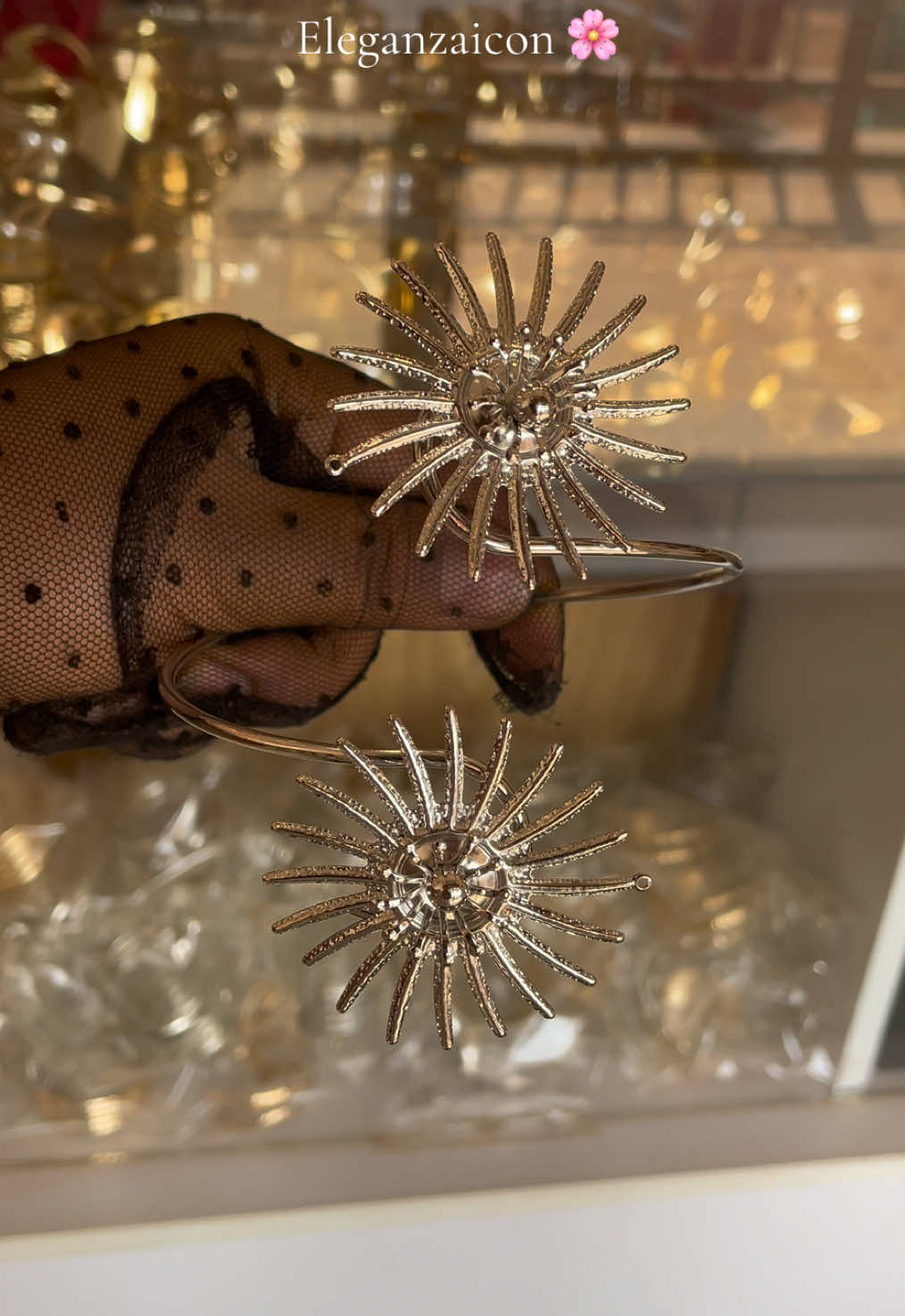 @ELEGANZAicon-jewelry/bag/heels
