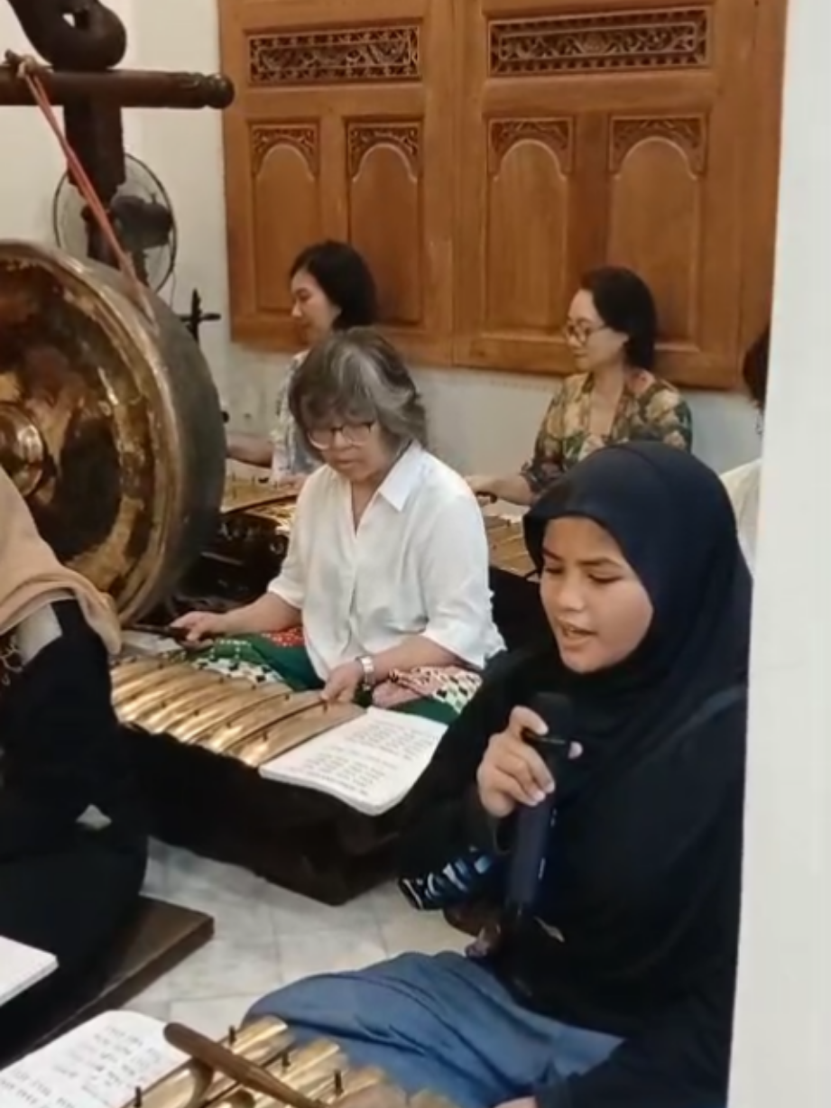 @rasyidakamilajava