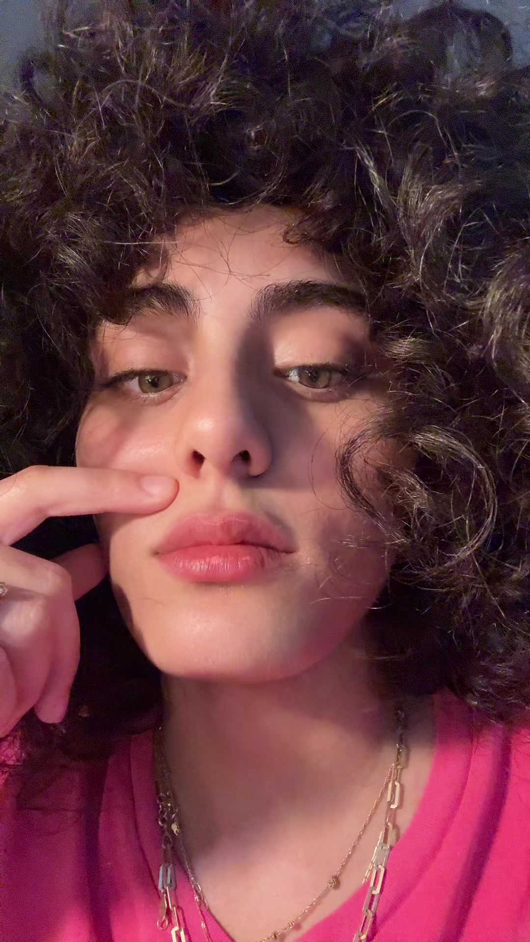 @آيمي بتتمشى