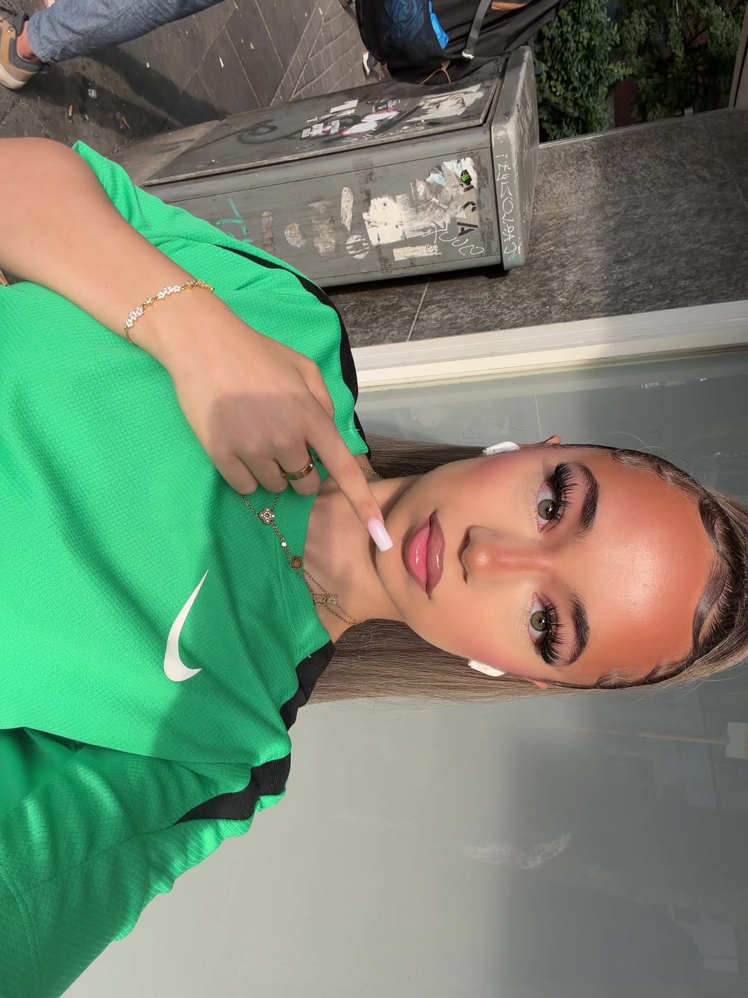 @V