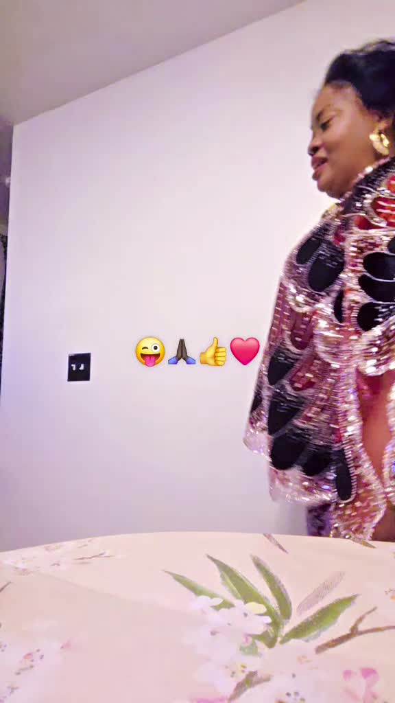 @EtoniShow