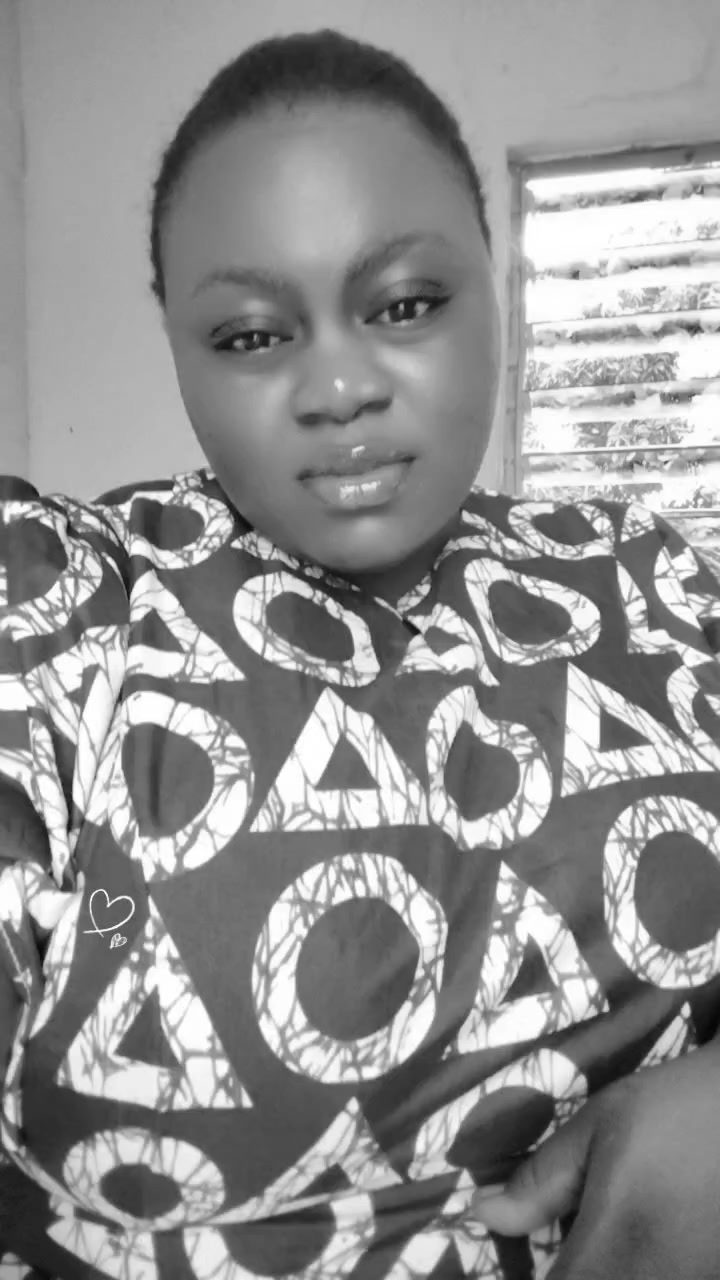@Esther DOSSOU(Robyla Diva)🇧🇯
