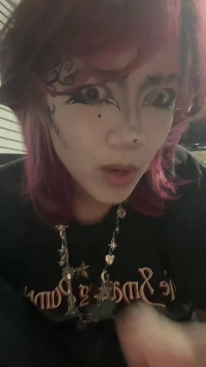 @Natnat 🦴