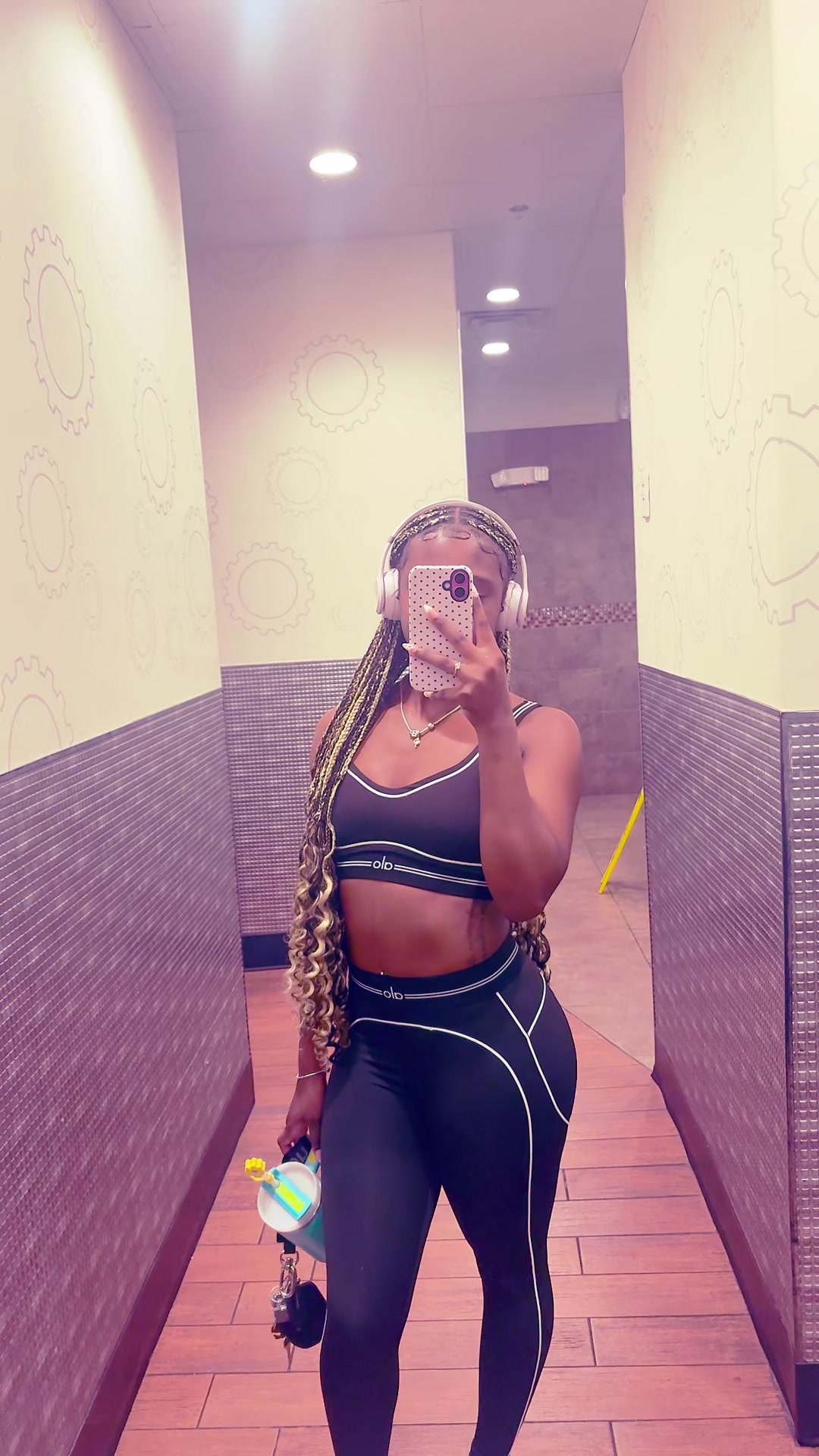 @girlbloggerxo444