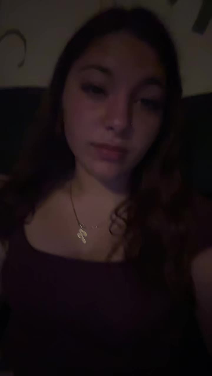 @Laripariiii