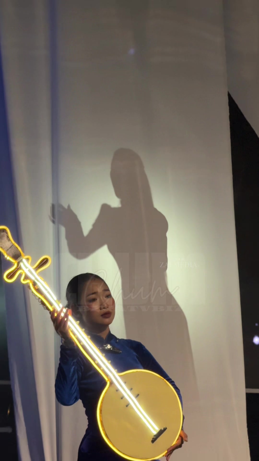 @B&Iacute; MẬT VBIZ