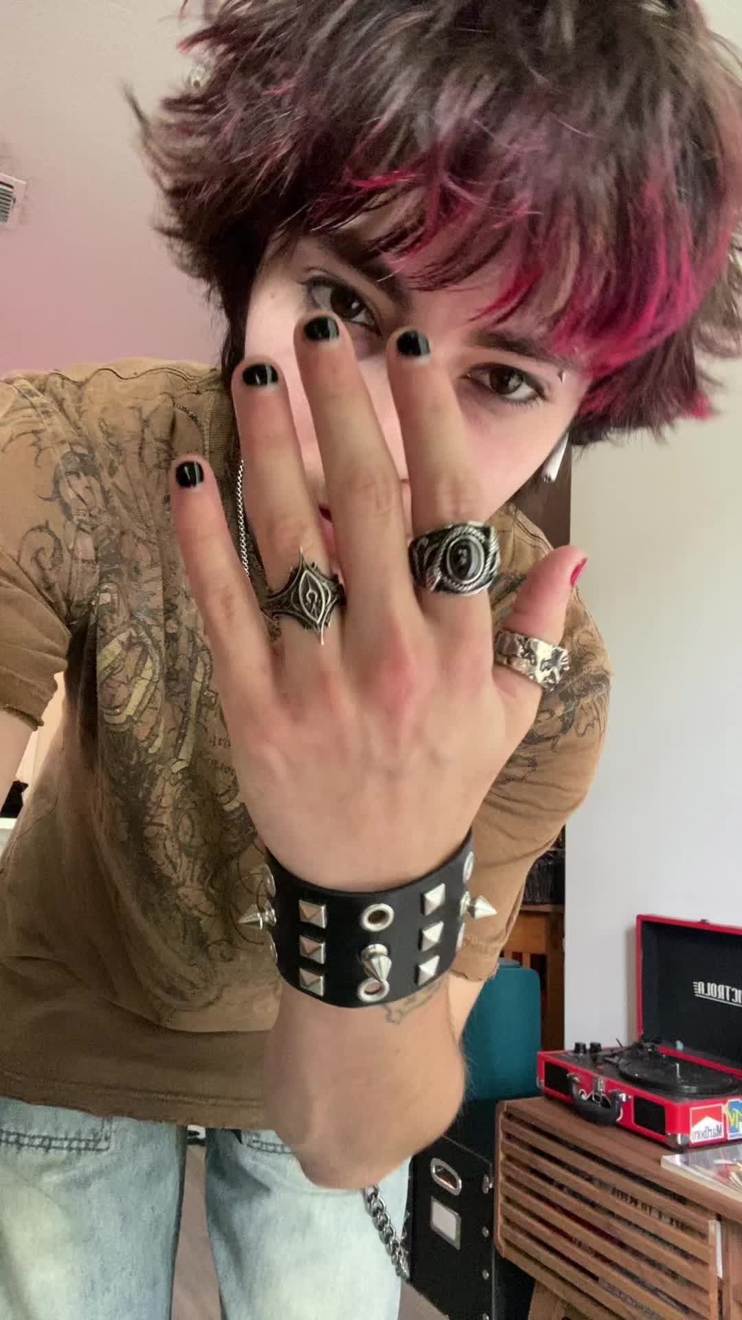 @aiden 🦴