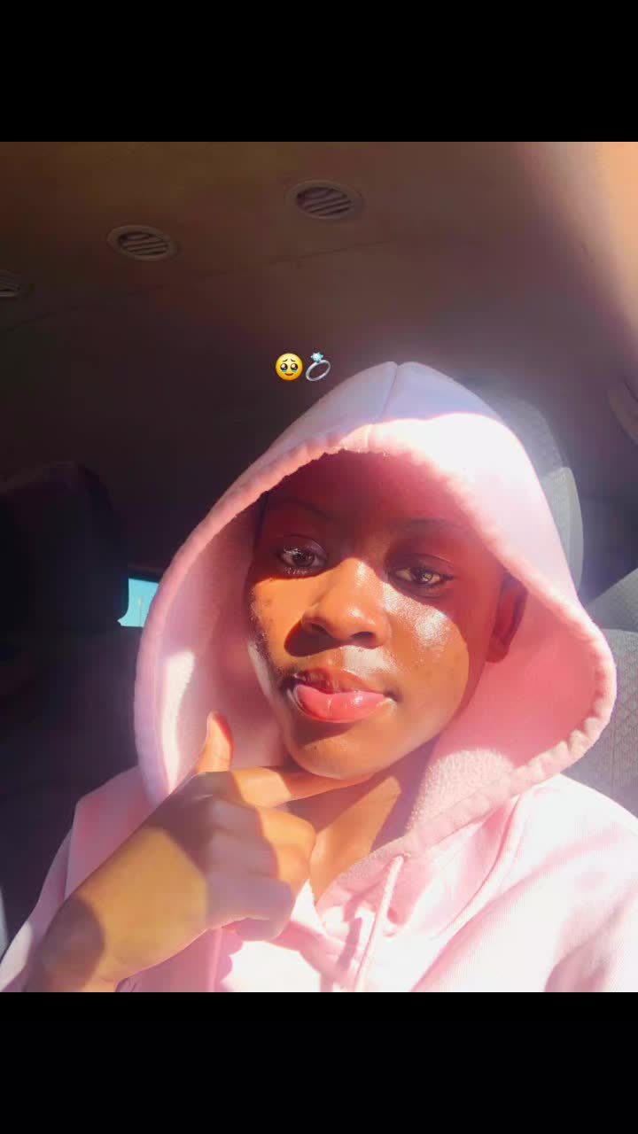 @p h u m i e y🌟🍒.